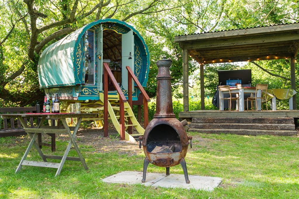 ブラッドフォード・オン・エイヴォン ウィドブルック バーンズ Bed & Breakfast エクステリア 写真