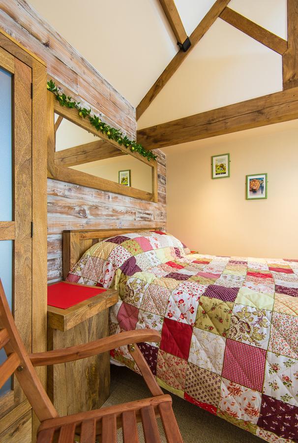 ブラッドフォード・オン・エイヴォン ウィドブルック バーンズ Bed & Breakfast エクステリア 写真