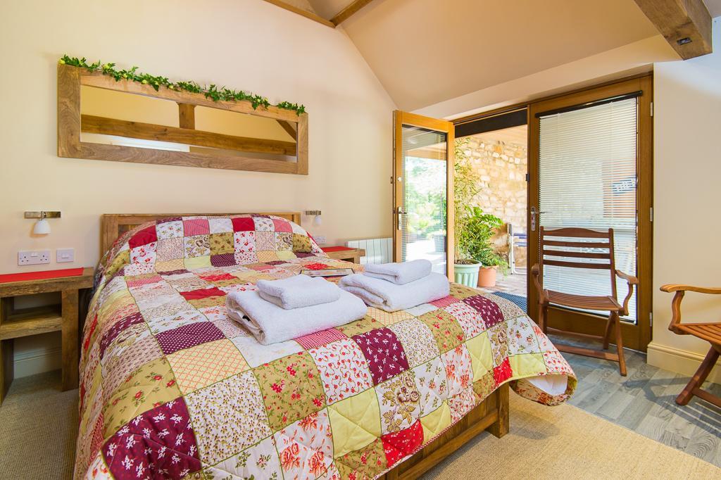 ブラッドフォード・オン・エイヴォン ウィドブルック バーンズ Bed & Breakfast エクステリア 写真