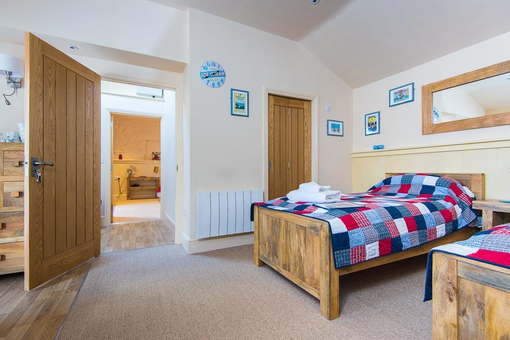 ブラッドフォード・オン・エイヴォン ウィドブルック バーンズ Bed & Breakfast エクステリア 写真