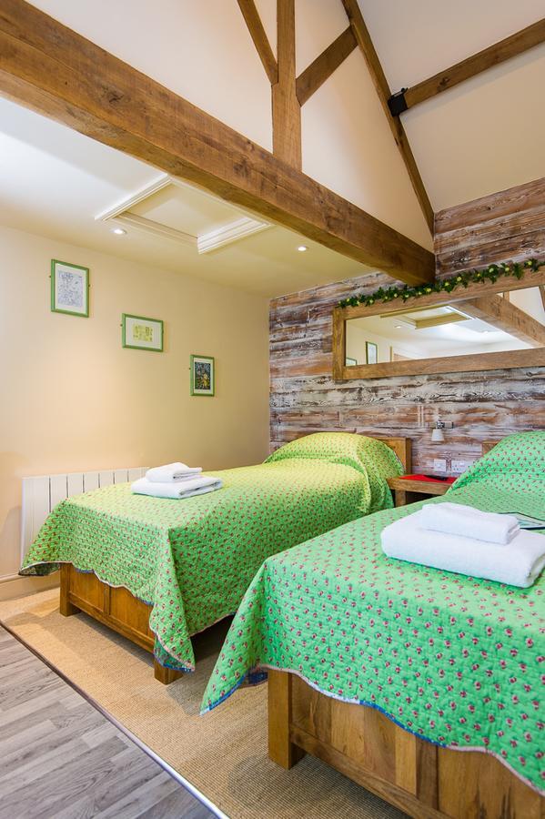 ブラッドフォード・オン・エイヴォン ウィドブルック バーンズ Bed & Breakfast エクステリア 写真